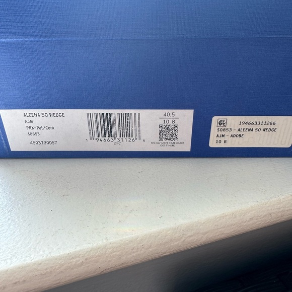 Stuart Weitzman Tan Wedges - Picture 8 of 8